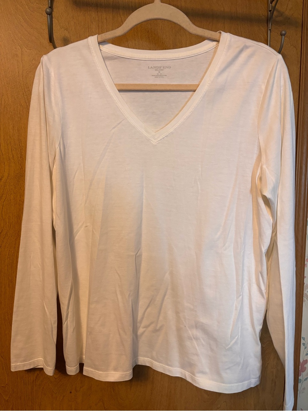Lands' End Cream V-Neck Long Sleeve Tee